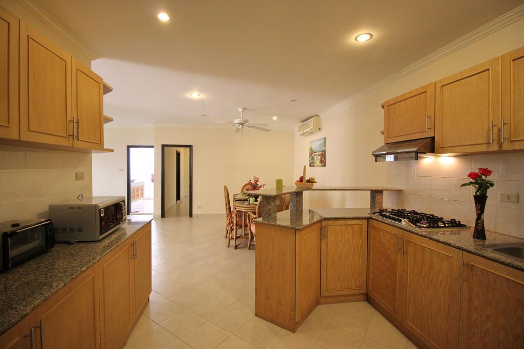 Aparthotel Butterfly Garden Boutique Residences: Luxury & With Full Amenities Pattaya