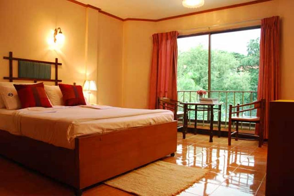 Seashore โรงแรม
