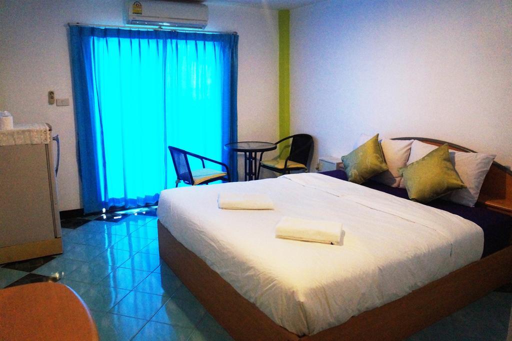 Guest house Nong 2*