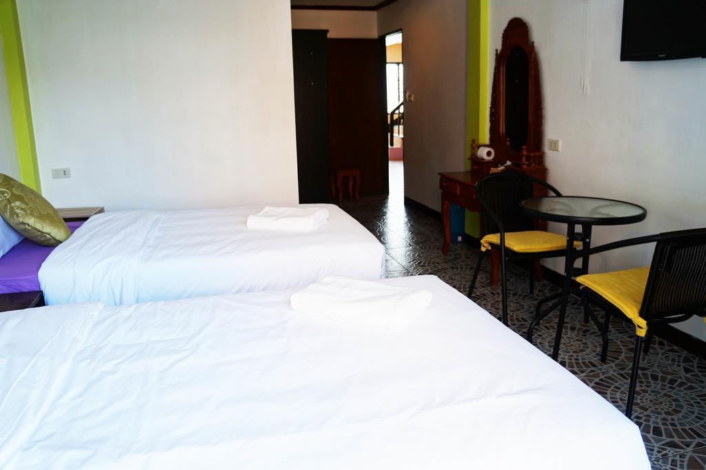 Guest house Nong 2*