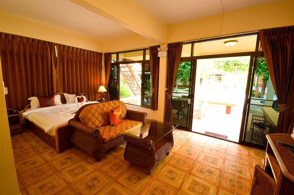 Hotel Avila 3*