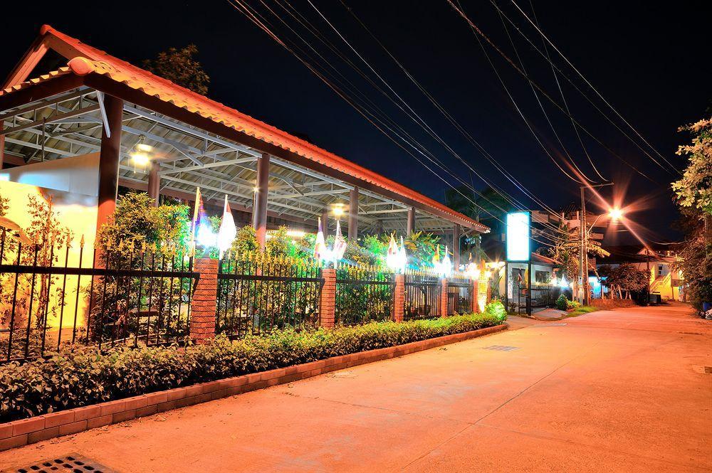 Hotel Avila 3*