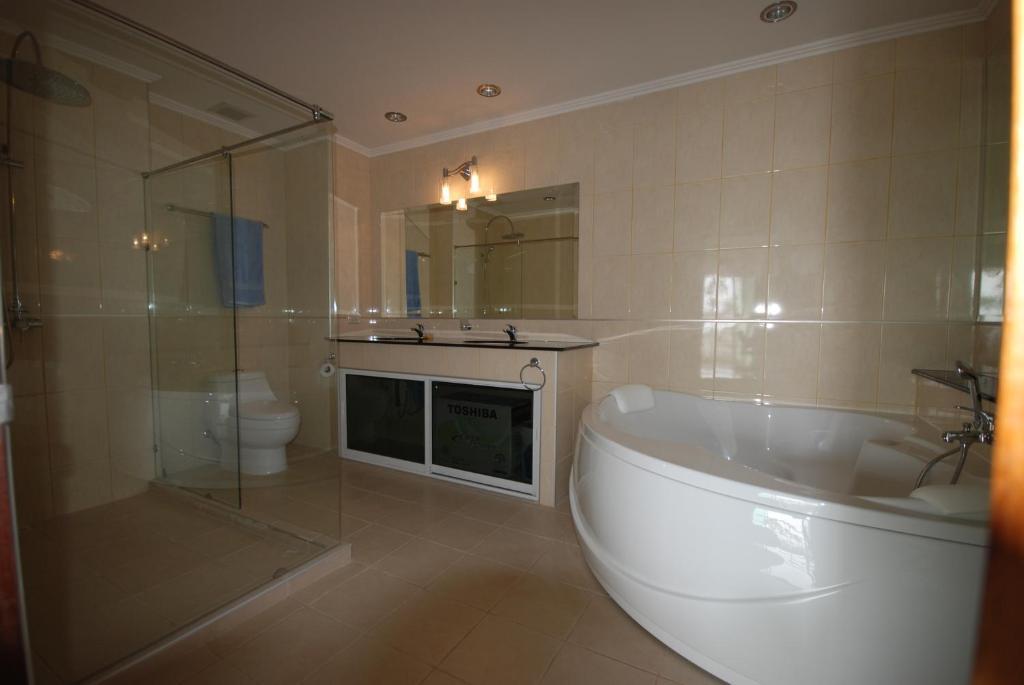 View Talay 7 Jomtien Beach Condominium * Pattaya