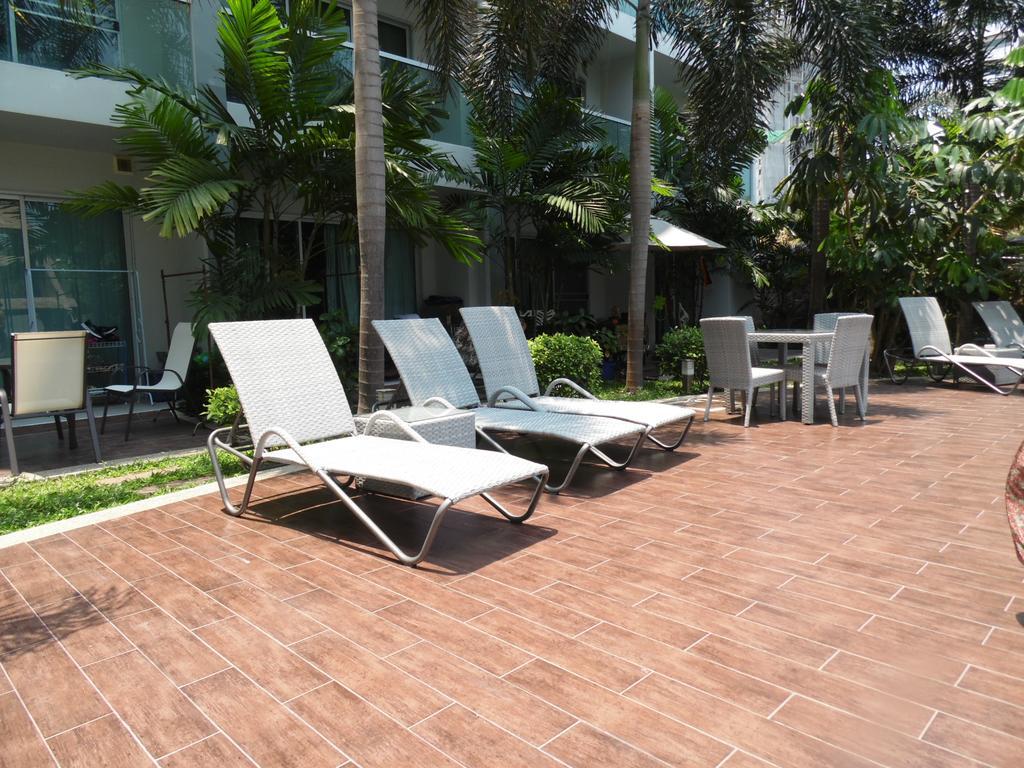 Apartment Club Royal Condominium