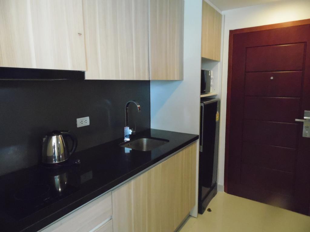 Apartment Club Royal Condominium Pattaya