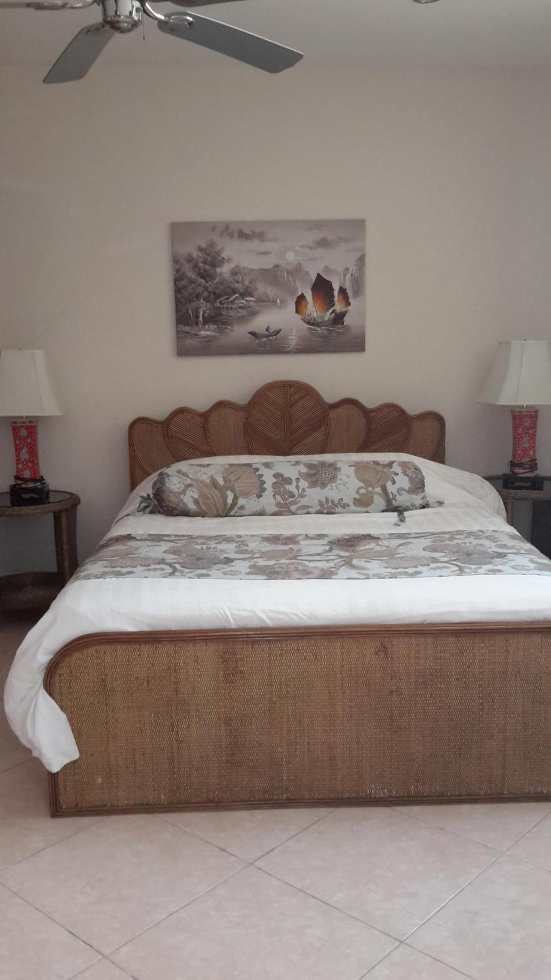 Hotel Butterfly Garden Boutique Residence: Luxury With Baths 4*