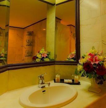 Hotel First Pacific Cirrus 4*