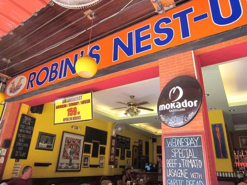 Robin's Nest & Restaurant Pattaya