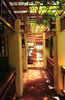 Golden Hotel 3*