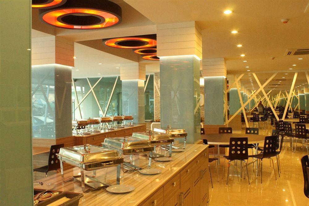 Chariot 3* Pattaya