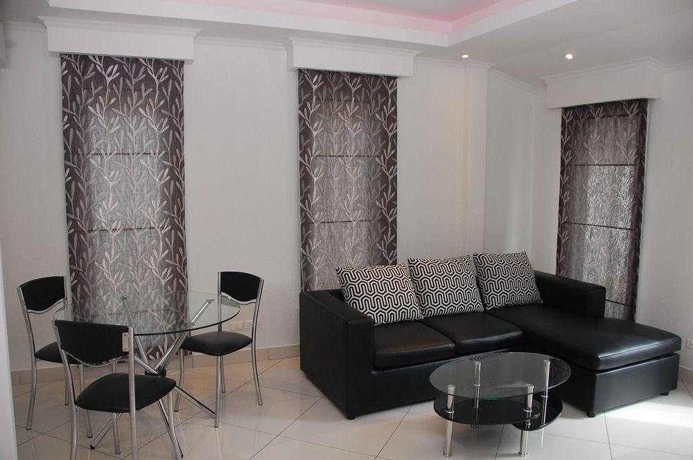 Sirikarn & Luxury 3*