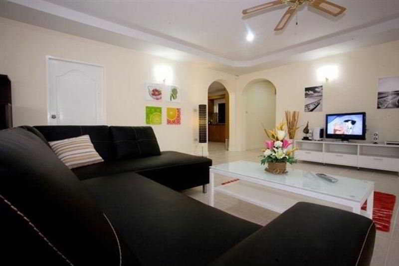 Villa Mabprachan *