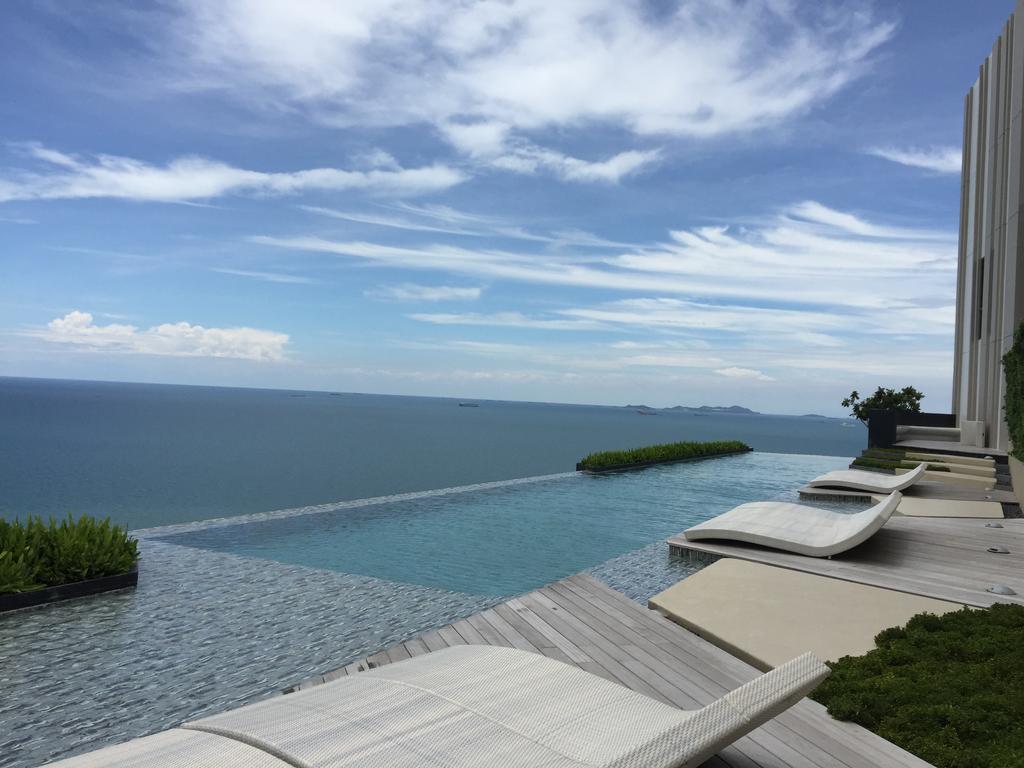 Away Baan Plai Haad Wongamat Apartment