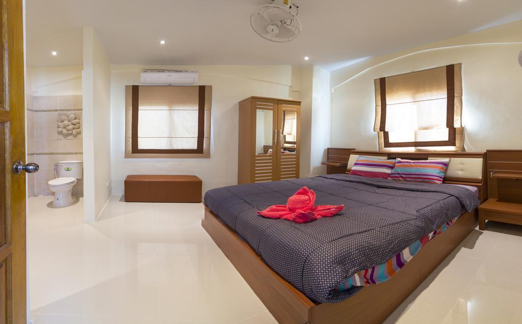 Ratana - House Walking Street 7 Bedrooms Pousada Pattaya