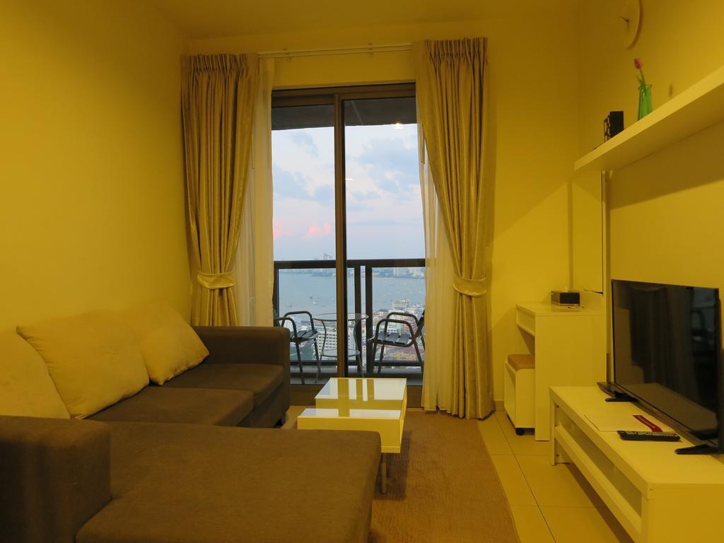 Jp's Unixx Club Apartment *