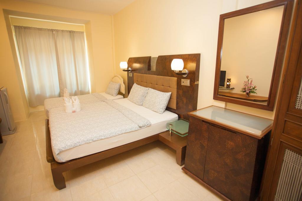 Resort Lotusland