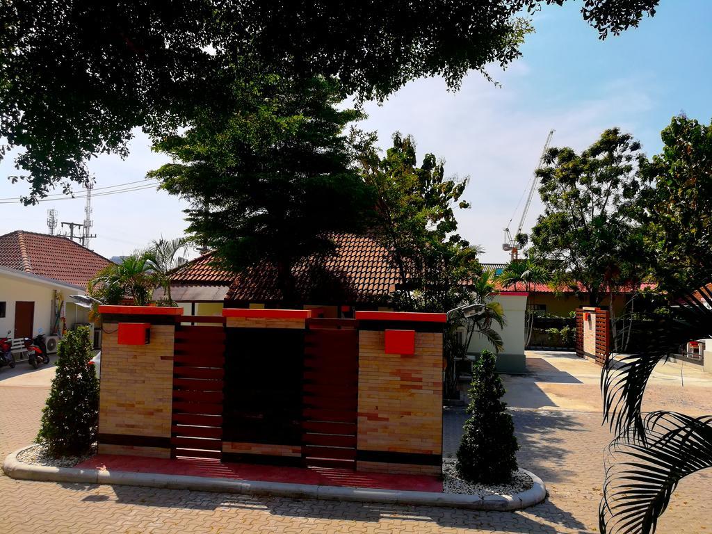 Nice Resort Pattaya Hotel