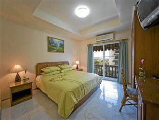 Roof Garden 3*