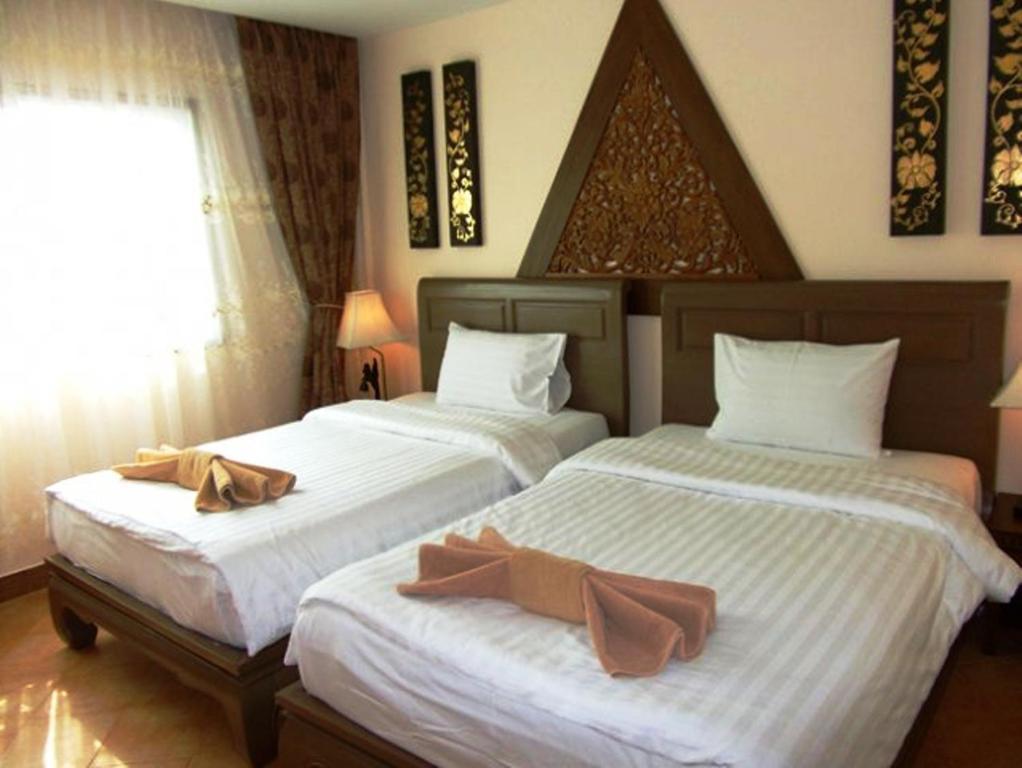 The Red Balcony Inn 2*