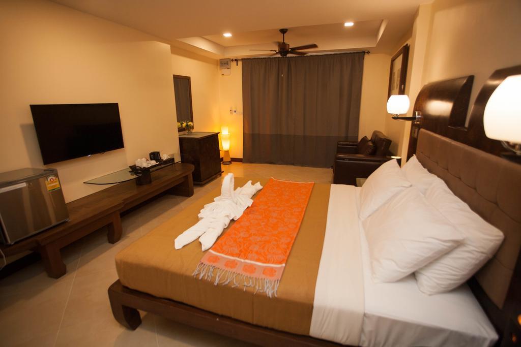 Lotusland 3* Pattaya