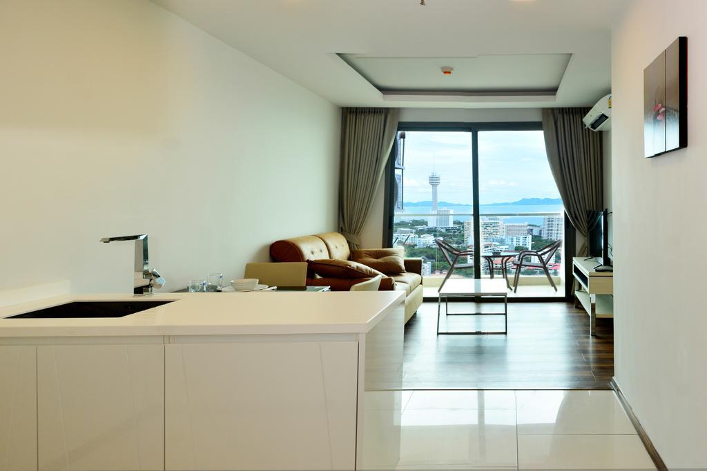 Peak Towers Apartment *