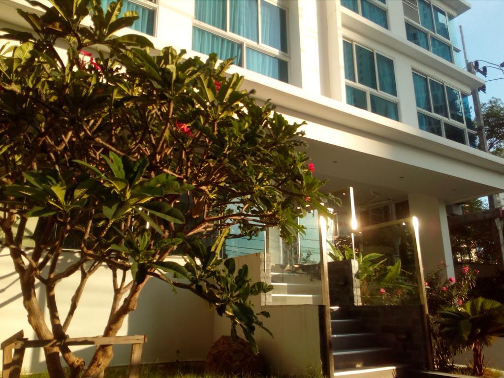 Serenity Wongamat Apartment Pattaya