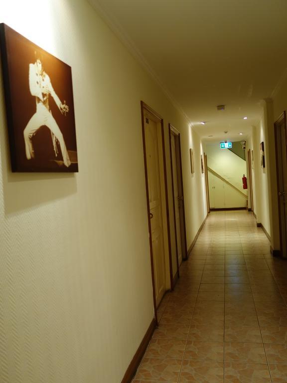 Hotel Secrets