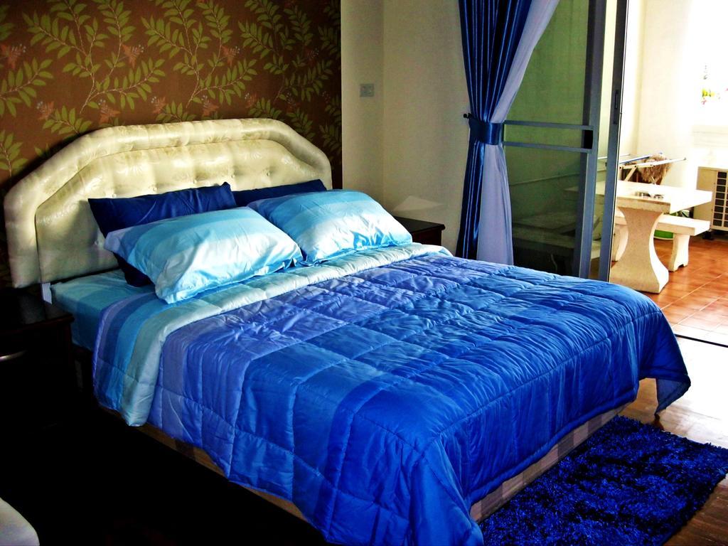 Sky Orchid Beachfront *