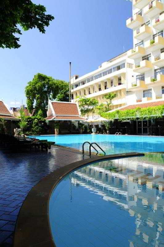 Hotel Golden 3*