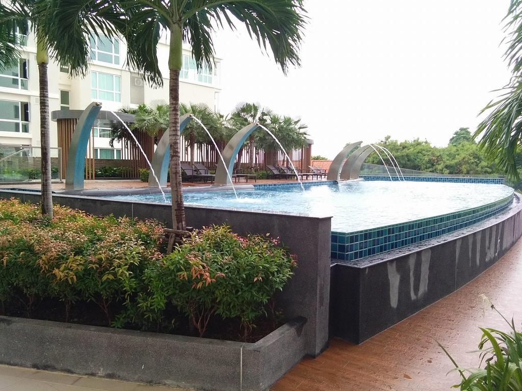 Apartment Peak Tower In Phatumnak *