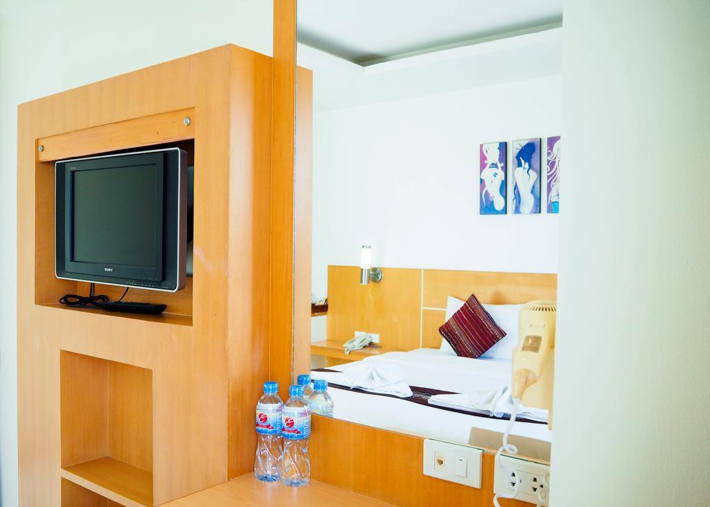 Eastiny Seven Hotel 3*