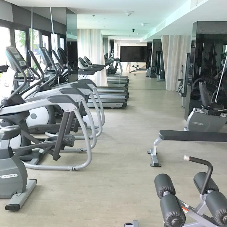The Base Highfl Seaview Pattaya