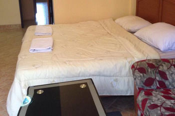 S- One Aparthotel *