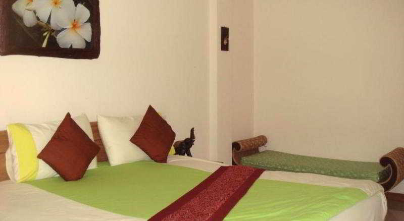 Hotel Thai Pura 3*