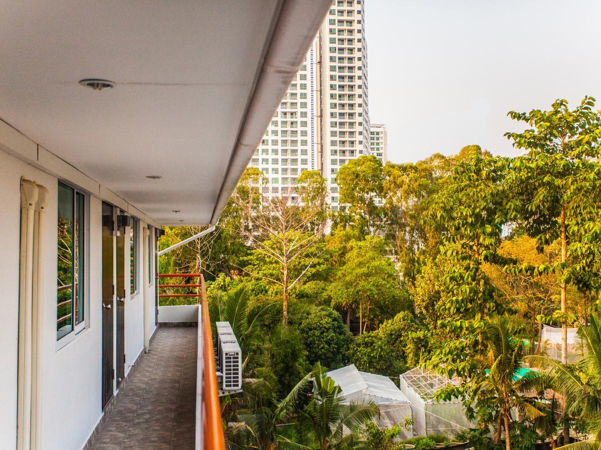 Apollo Aparthotel 2*