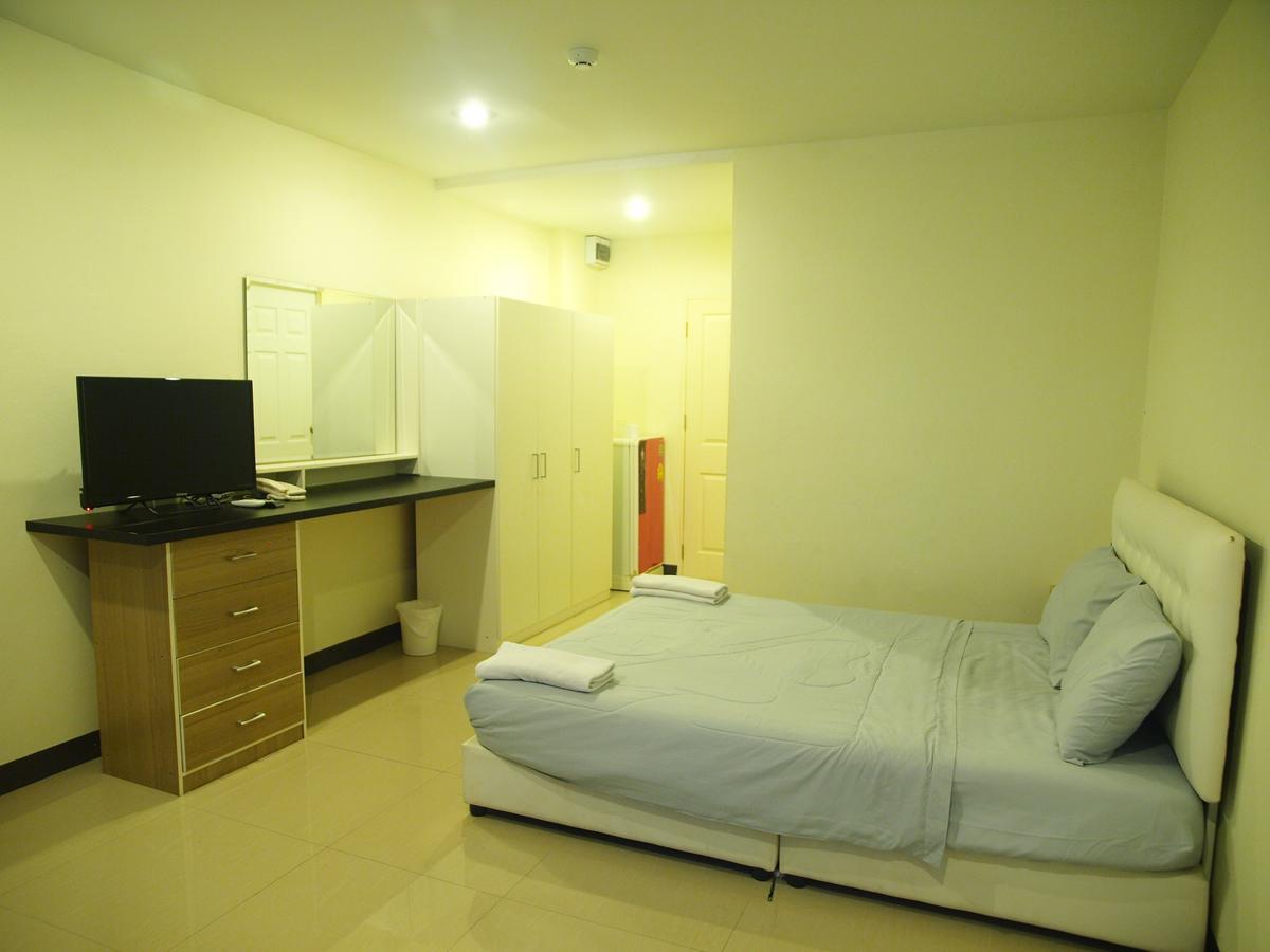 Aparthotel Bb Grand 2*