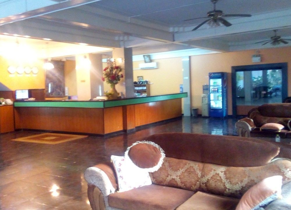 โรงแรมโฮม พัทยา Pattaya