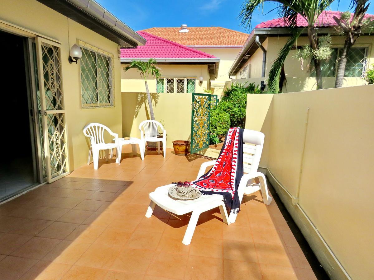 Butterfly Garden Boutique Residences: Luxury & With Full Amenities