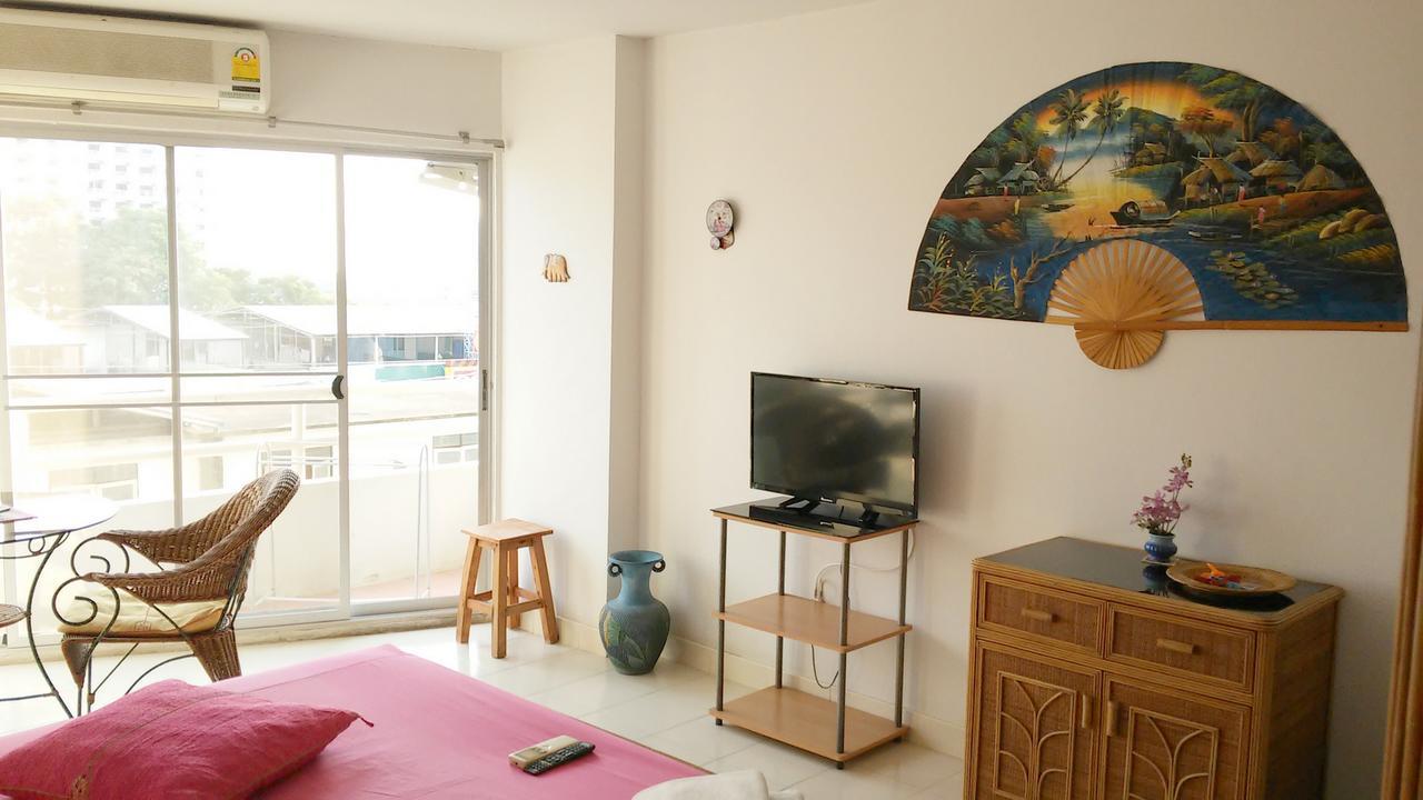 Apartment View Talay 1b