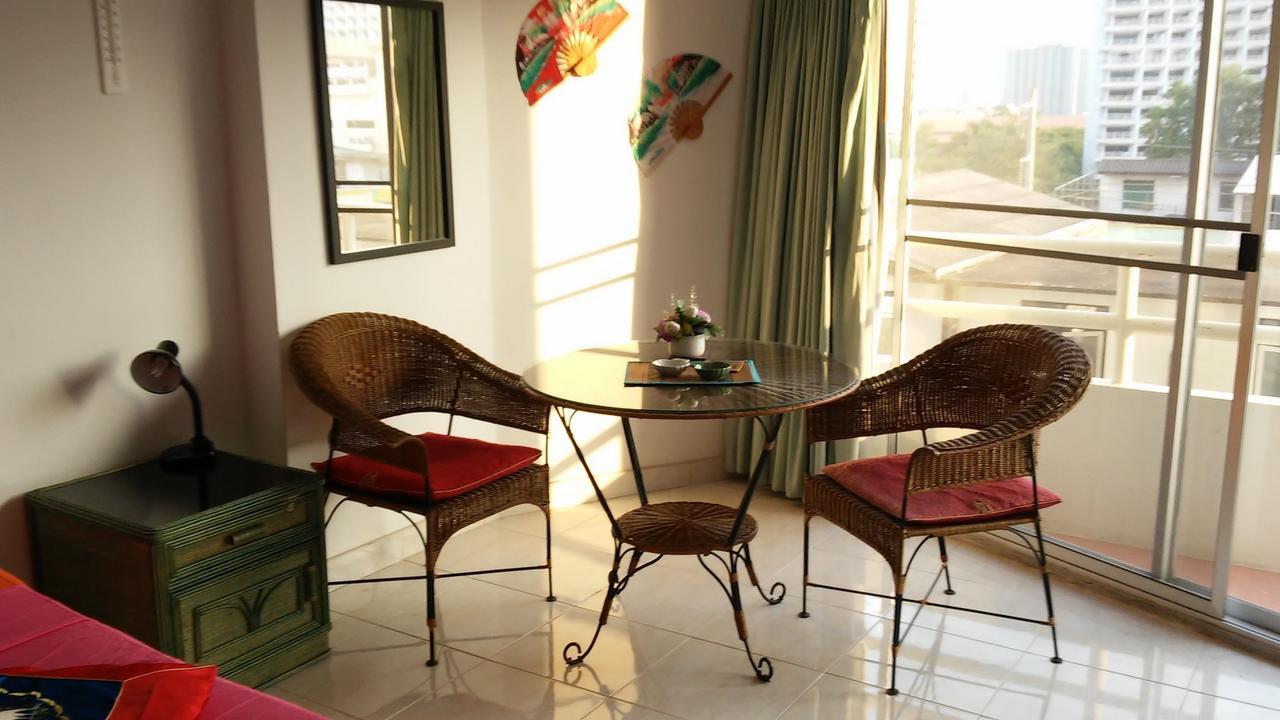 Apartment View Talay 1b