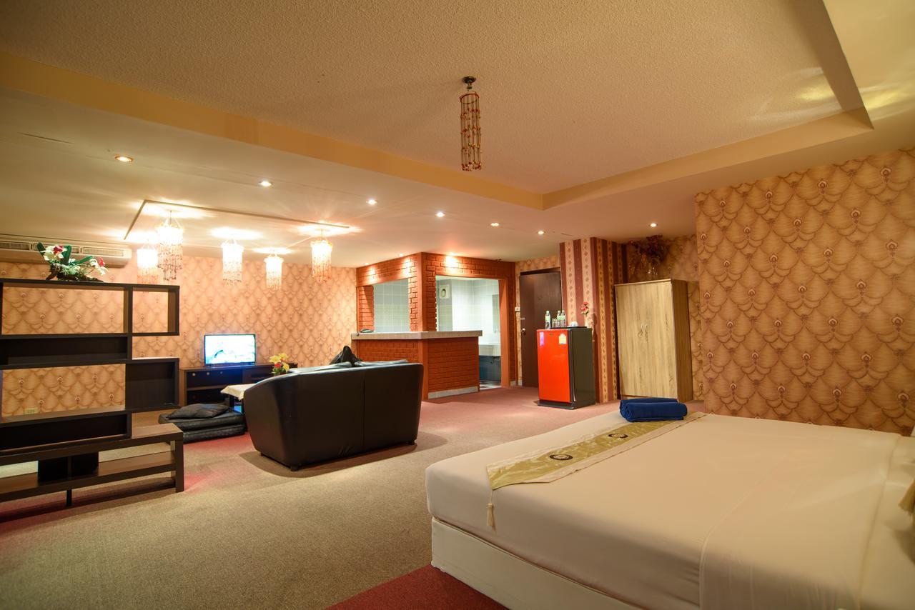 Hotel Angket Hip