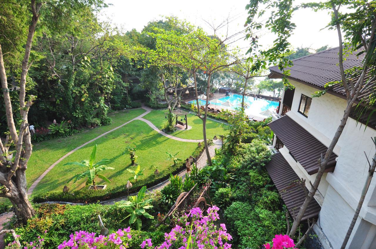 Birds And Bees 3* Pattaya