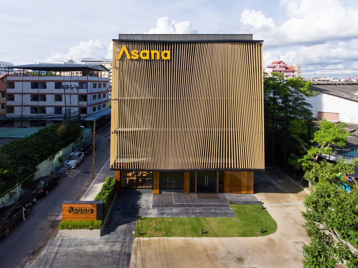 Asana & Hotel