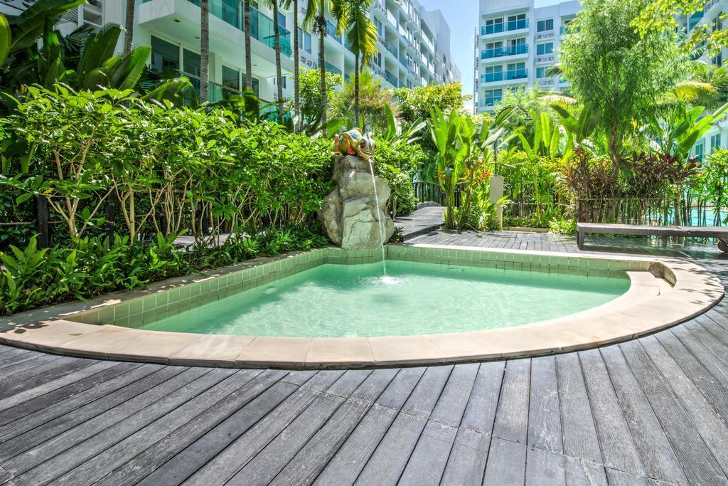 Apartment Amazon & Water Park