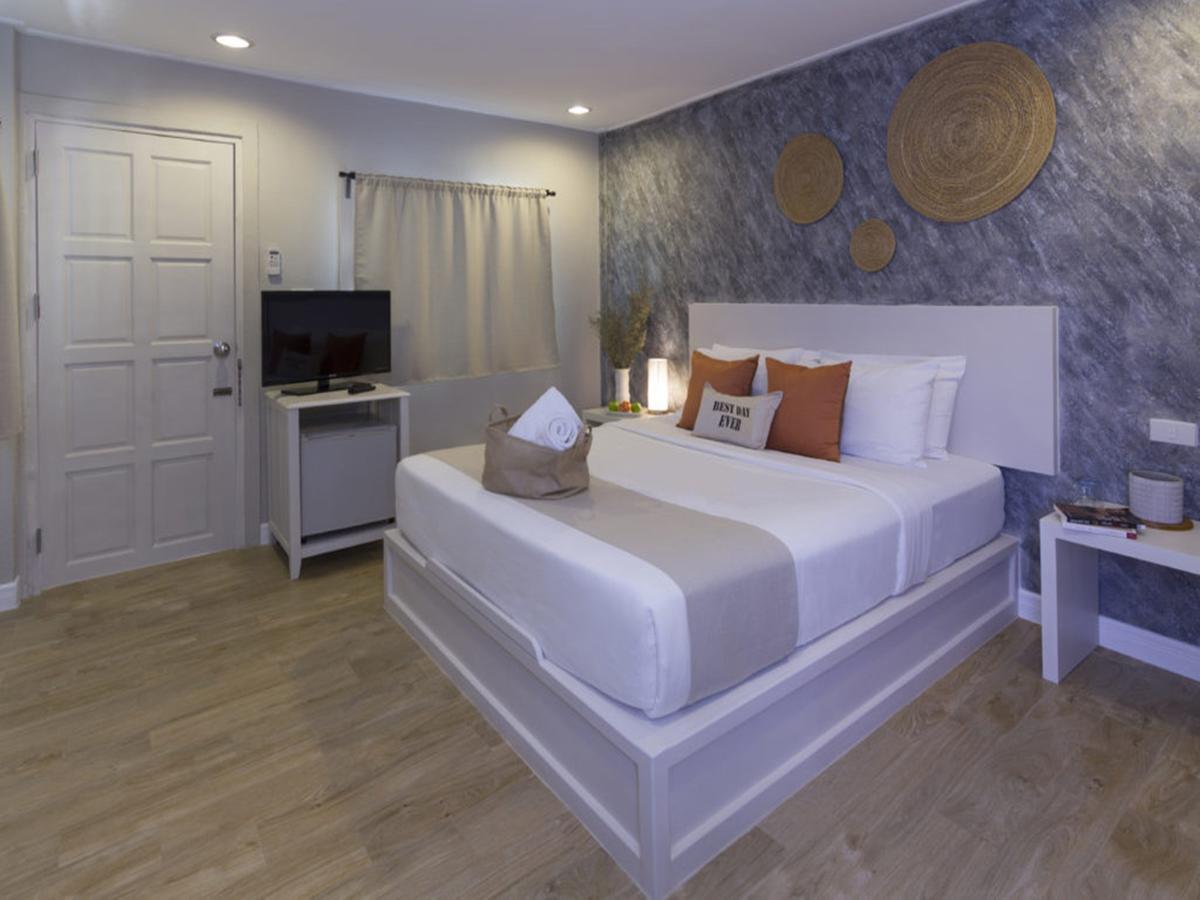 Hotel Let's Hyde & - Pool 4*