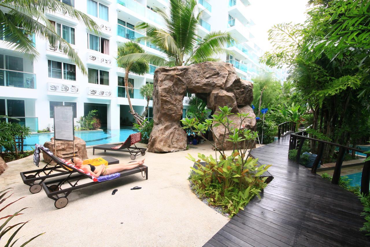 Amazon & Water Park Apartment Pattaya