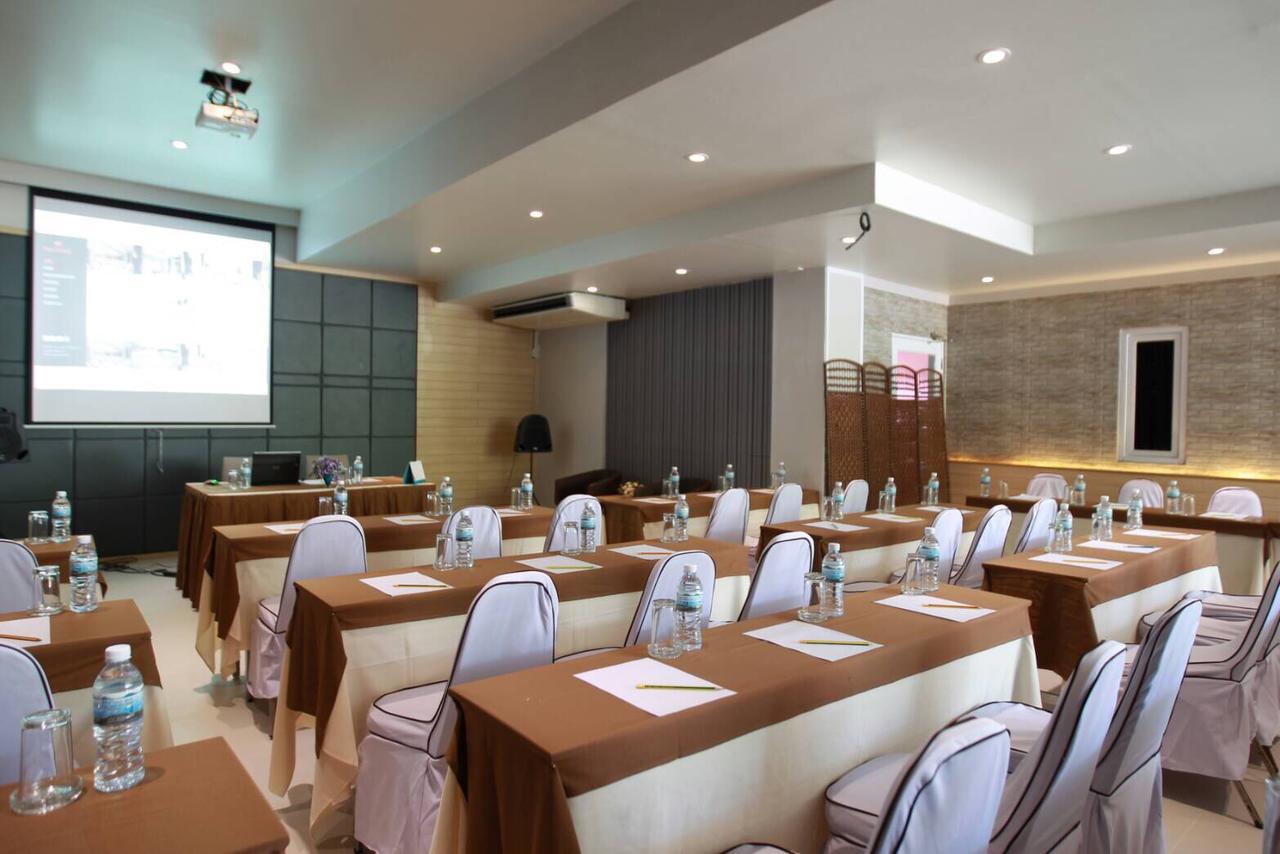 Nice Resort Pattaya Hotel 3*