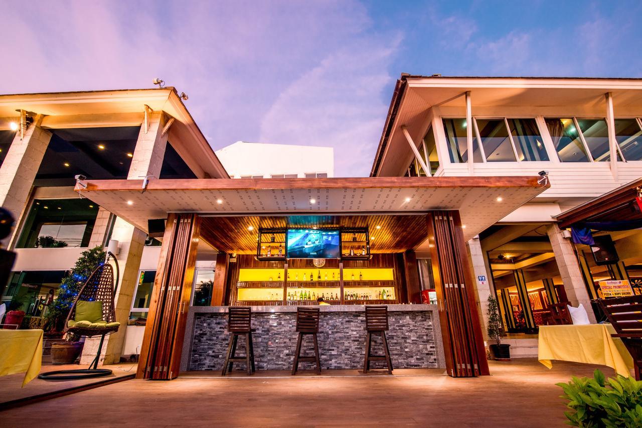 Sea Breeze Jomtien 4*