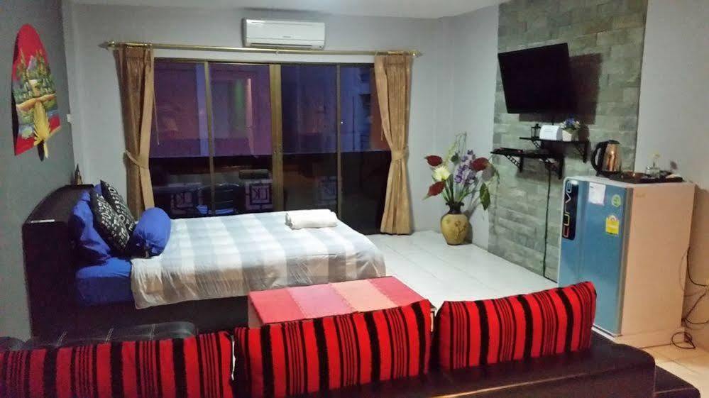 Nemos And Massage Guest house 2*