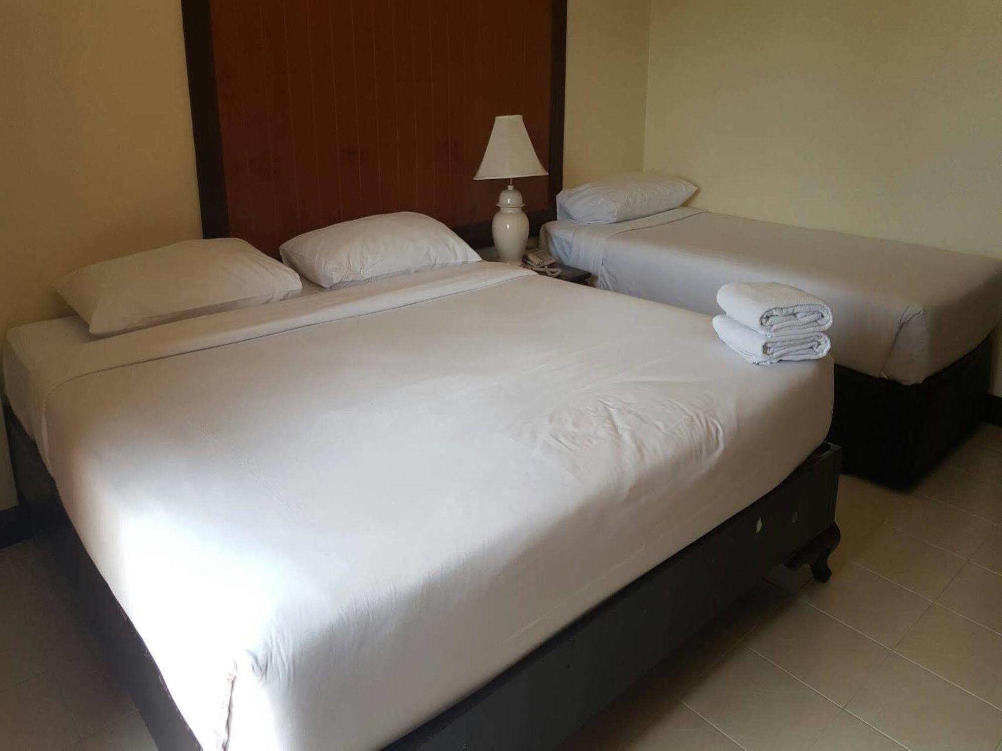 Hotel Piyada By Techotels - Guest Friendly - Near To Beach, Famous Walking Street - Night Clubs , Bars & Discos Pattaya